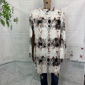 SHEIN Snake Print Long Sleeve Dress